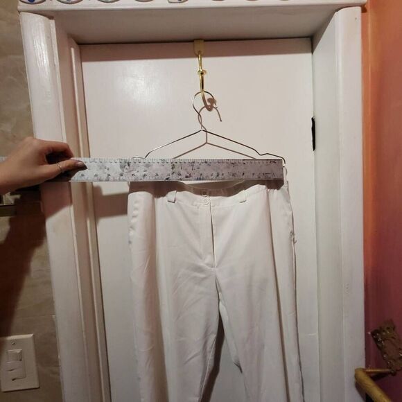 Nike Golf Dry Fit White Capri Pants - Size 12 - Picture 6 of 6